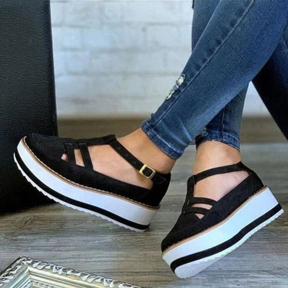 Buckle Strap Creepers T-Strap Sandals